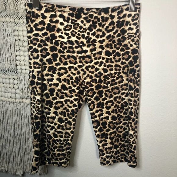 Stevie Hender Leopard Bike Shorts Small - Picture 1 of 5